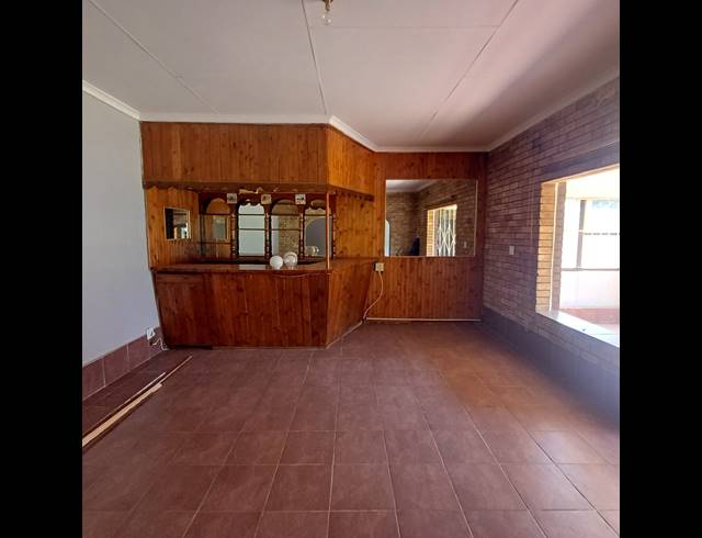 3 BEDROOM HOUSE TO LET IN MEYERTON CENTRAL
